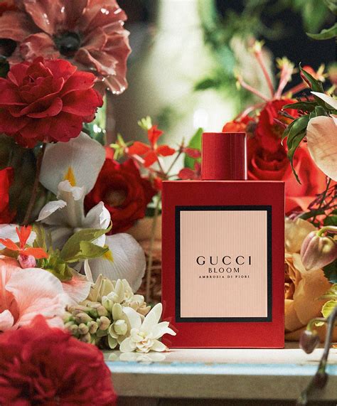 gucci bloom woman|Gucci blooms collection.